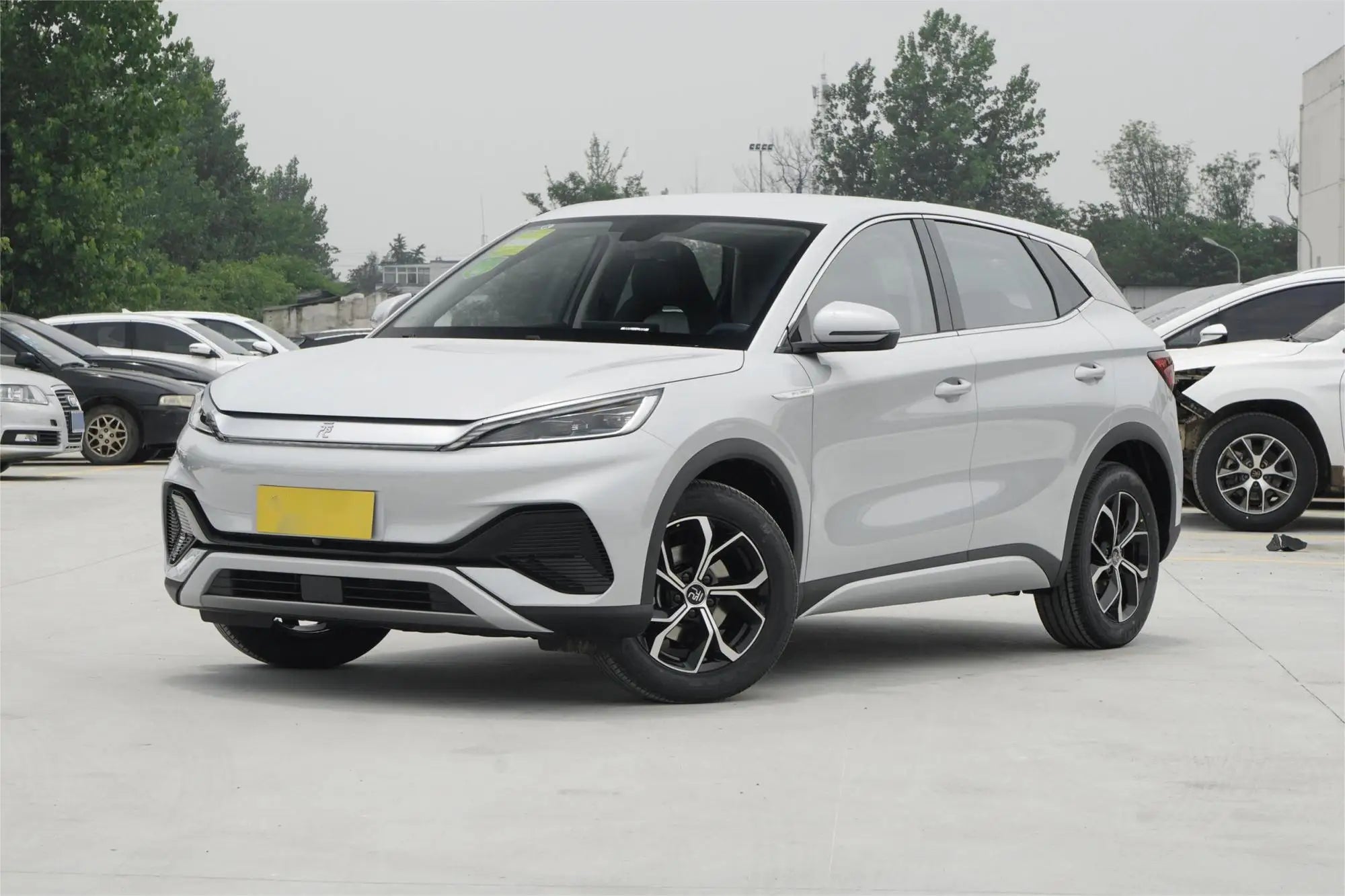 Professional Factory Direct Sale Low Price for Byd Electric Car 2023 New Model Pure Electric Compact Vehicle Yuan Plus Atto3