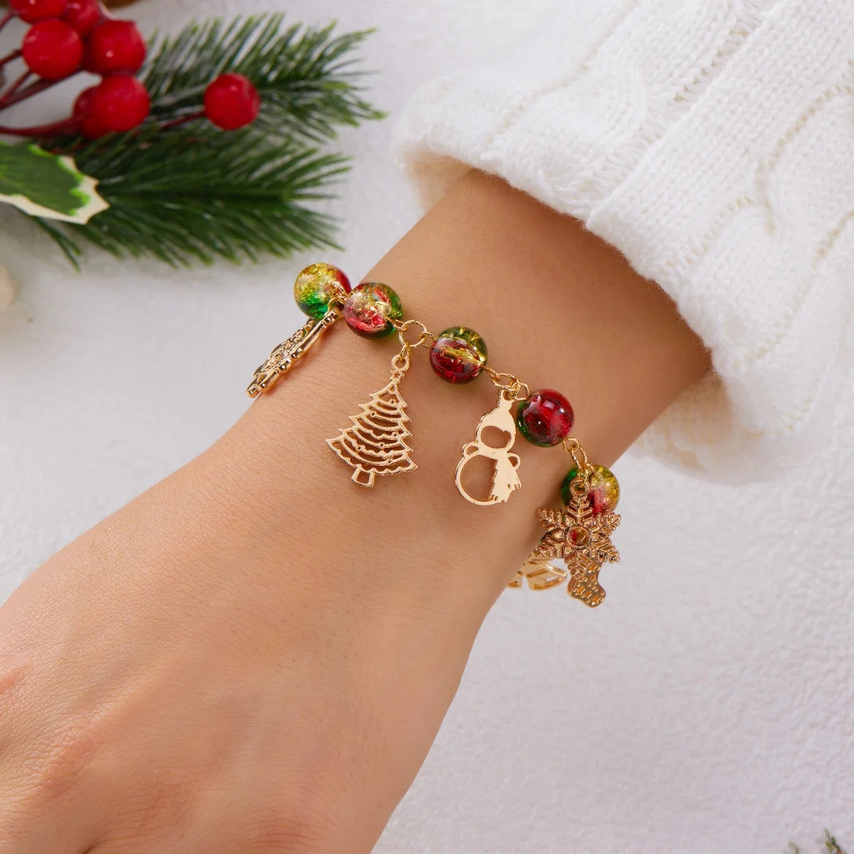 Christmas Snowflake Tree Santa Claus Snowman Reindeer Bell Resin Star Crystal Beads Bracelet For Women Men New Year Holiday Gift