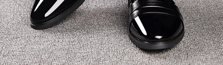 Social Shoe for Men Casual Business Patent Leather Shoes Man Bright Upper Pointed Toe 2025 Trend Office Suit Footwear New