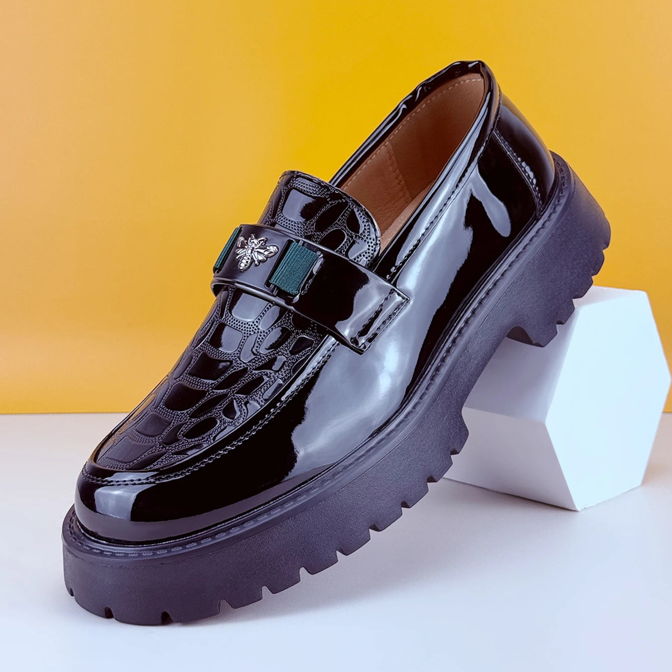 2025 Men's Round Toe Thick Soled Light Luxury Leather Shoes Loafers Non Slip Comfort Fashio Business Office Formal Shoes