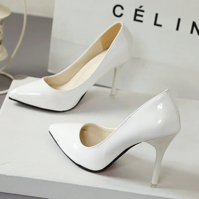 Elegant high heels shoes